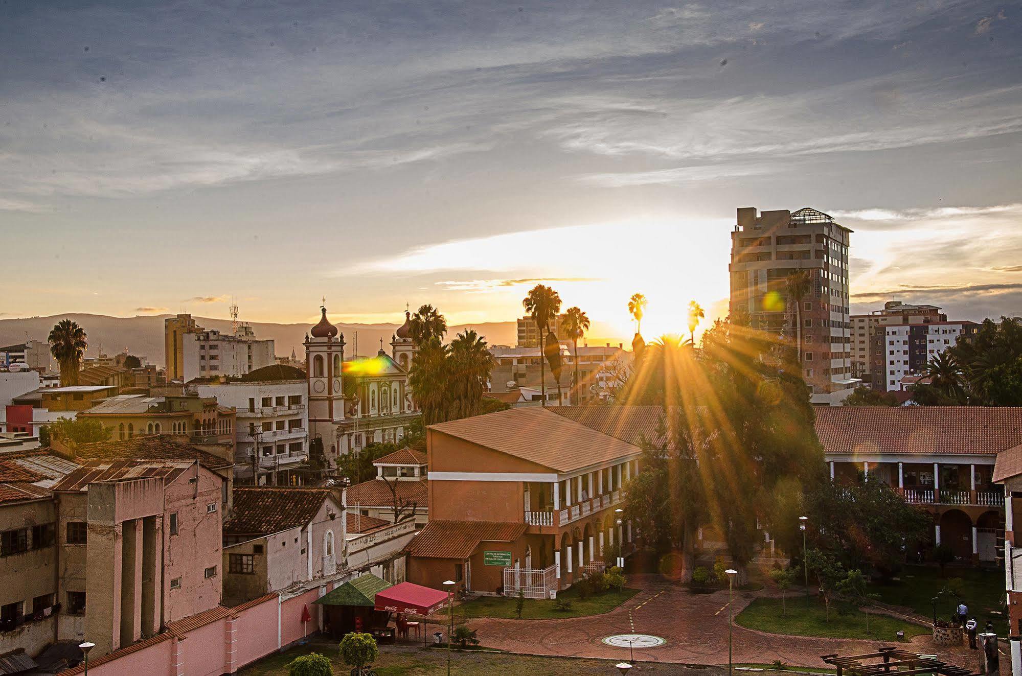Apart Hotel Violettas Cochabamba Esterno foto
